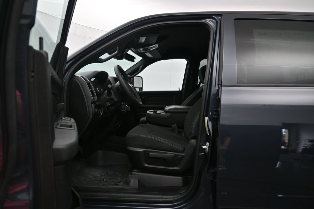 Used 2026 RAM 2500 Warlock w/ Safety Group AWD/4WD image 20