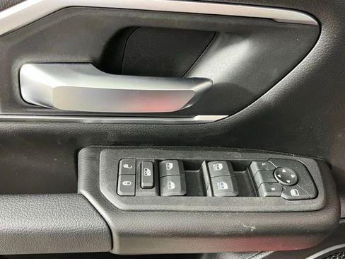 New 2026 RAM 1500 4x4 Crew Cab image 20