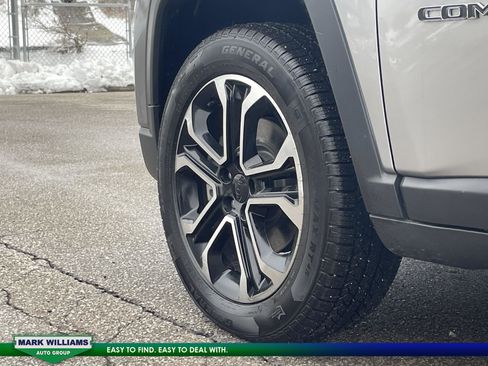 Used 2022 Jeep Compass Limited image 35