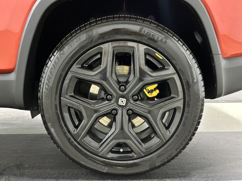 Used 2022 Rivian R1S Launch Edition AWD/4WD image 10