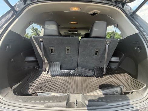 Used 2018 Honda Pilot Touring image 5