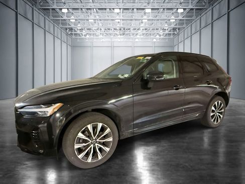 Used 2023 Volvo XC60 B5 Plus w/ Protection Package Premier AWD/4WD image 1