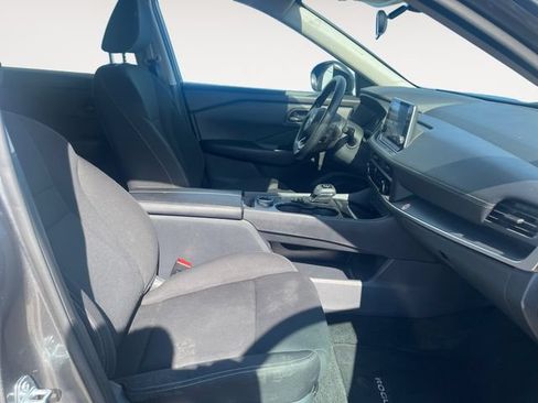 Used 2024 Nissan Rogue S AWD/4WD image 14