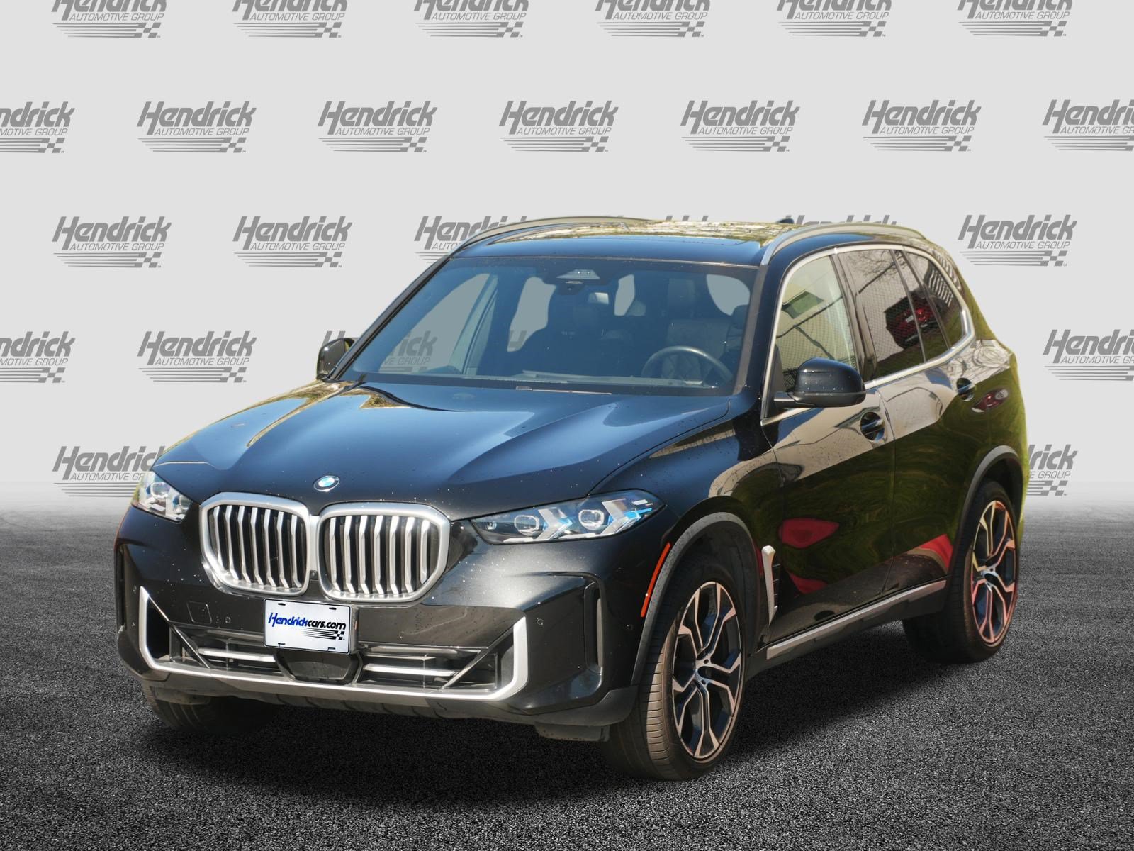 Certified 2024 BMW X5 sDrive40i w/ Premium Package RWD image 3