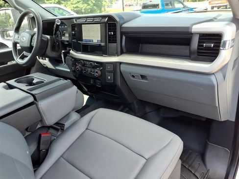 Used 2023 Ford F250 XL w/ XL Chrome Package AWD/4WD image 12