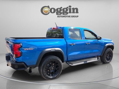 Certified 2023 Chevrolet Colorado Trail Boss w/ LPO, Dark Essentials Package AWD/4WD image 5