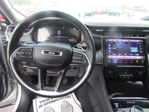 Used 2022 Mercedes-Benz G 550 image 21