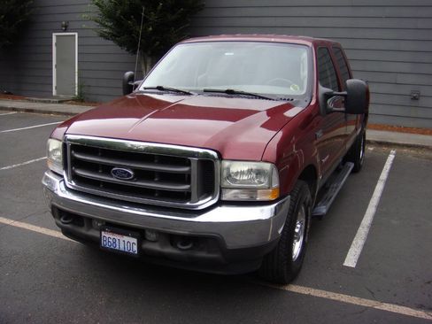 Used 2004 Ford F250 Lariat image 3
