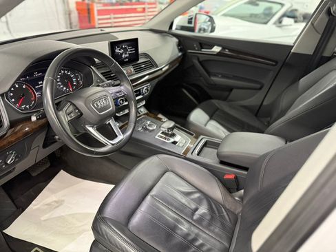 Used 2019 Audi Q5 2.0T Premium AWD/4WD image 16