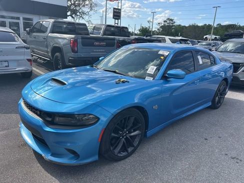 Used 2019 Dodge Charger Scat Pack w/ Plus Group image 2