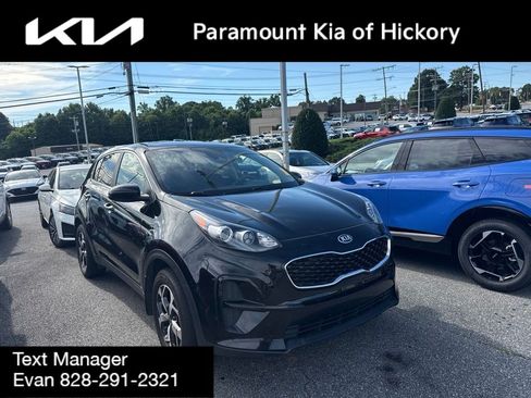 Used 2022 Kia Sportage LX FWD image 3