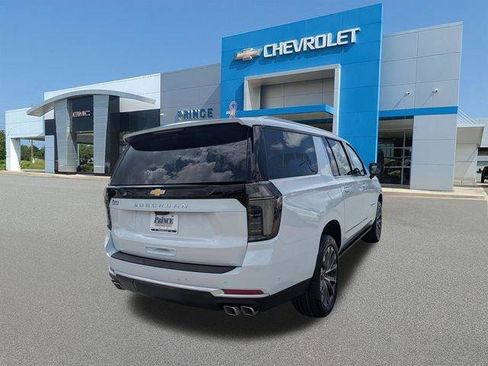 New 2026 Chevrolet Suburban High Country RWD image 4