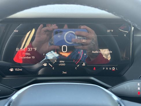 New 2026 GMC Acadia Elevation image 34