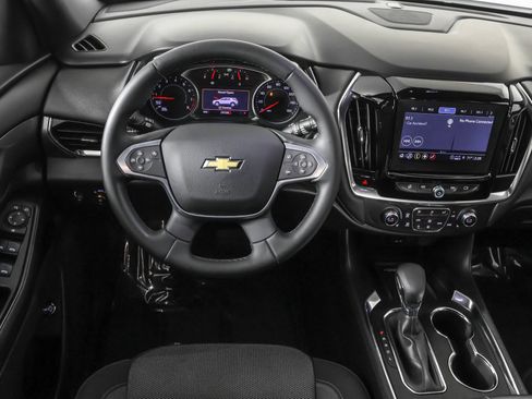 Used 2023 Chevrolet Traverse LT FWD image 40
