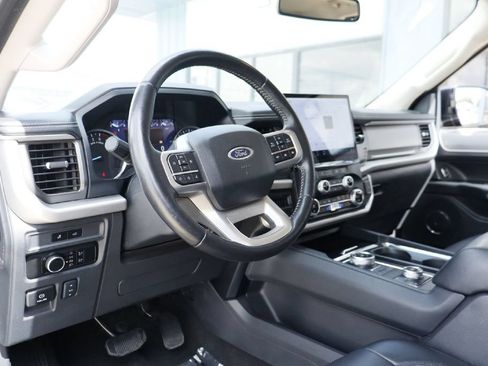 Certified 2024 Ford Expedition Max XLT AWD/4WD image 3