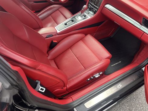 Used 2015 Porsche 911 Targa 4S image 20