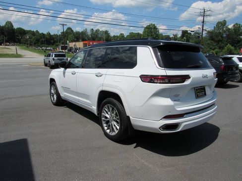 Used 2025 Jeep Grand Cherokee L Summit AWD/4WD image 6