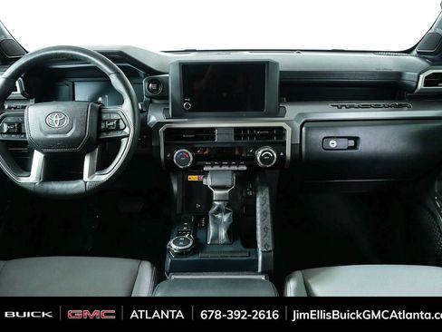 Used 2024 Toyota Tacoma SR5 AWD/4WD image 18