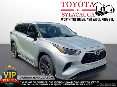 Used 2022 Toyota Highlander L
