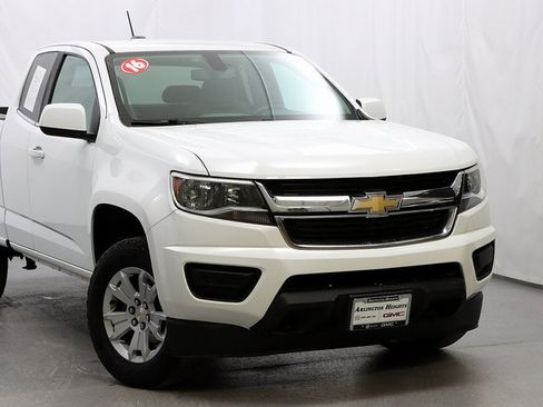 Used 2016 Chevrolet Colorado LT image 2