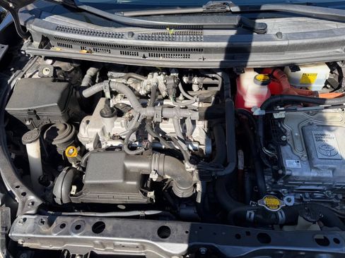 Used 2015 Toyota Prius C Three FWD image 14