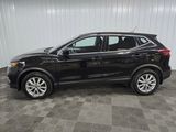 Used 2022 Nissan Rogue Sport S image 5