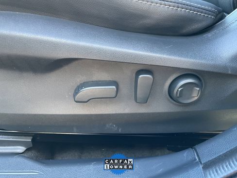 Used 2021 Subaru Outback Limited image 17