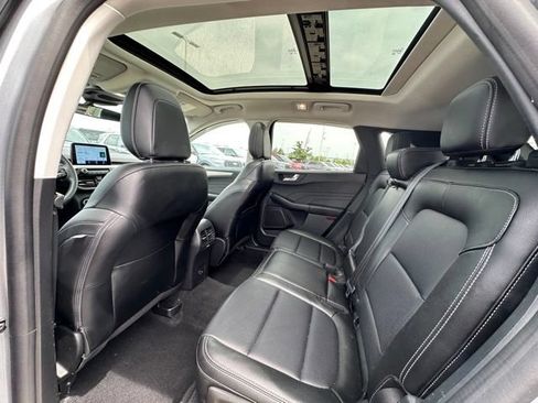 Used 2022 Ford Escape SEL AWD/4WD image 14