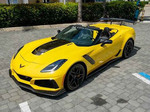 Used 2019 Chevrolet Corvette ZR1 RWD image 10