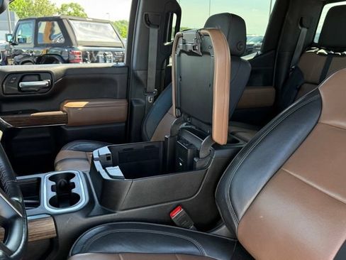 Used 2021 Chevrolet Silverado 1500 High Country w/ Z71 Off-Road Package AWD/4WD image 28