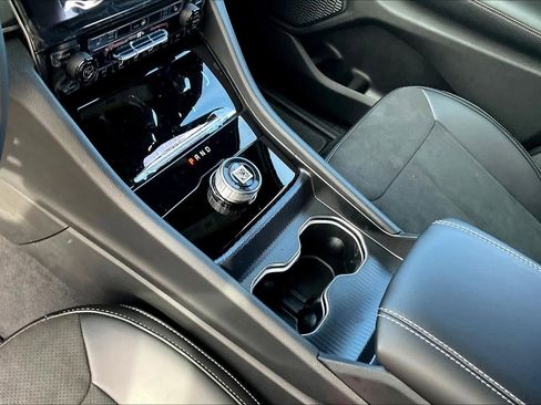 New 2025 Jeep Grand Cherokee L Altitude image 7