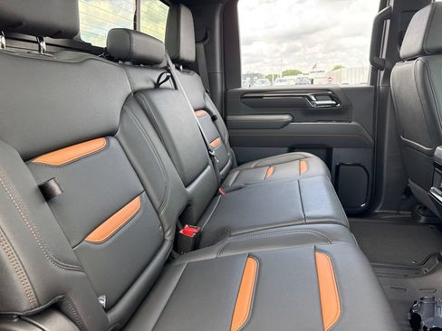 New 2026 GMC Sierra 2500 AT4 w/ AT4 Premium Plus Package AWD/4WD image 36