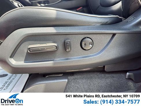 Used 2023 Honda Pilot Elite image 17