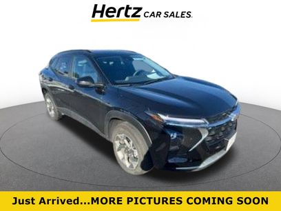 Used 2025 Chevrolet Trax LT