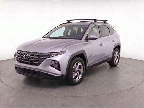 Used 2024 Hyundai Tucson SEL FWD image 3