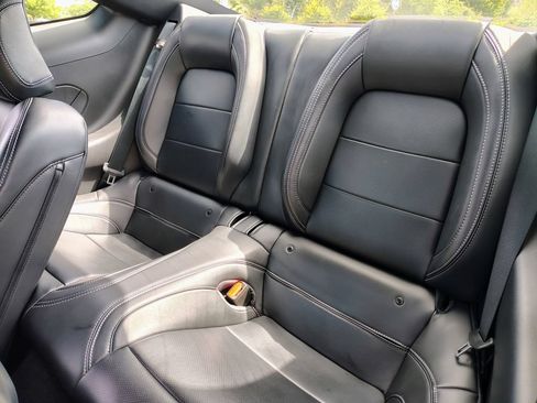 Used 2025 Ford Mustang Premium RWD image 21