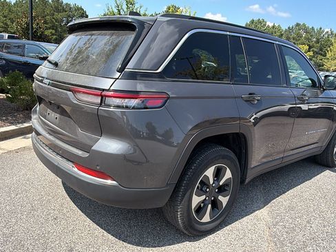 Used 2024 Jeep Grand Cherokee Limited 4xe AWD/4WD image 8