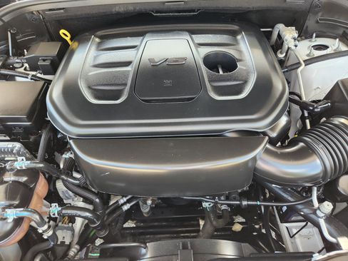 Used 2020 Jeep Grand Cherokee Overland RWD image 24