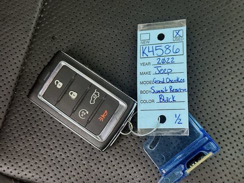 Used 2022 Jeep Grand Cherokee Summit AWD/4WD image 41
