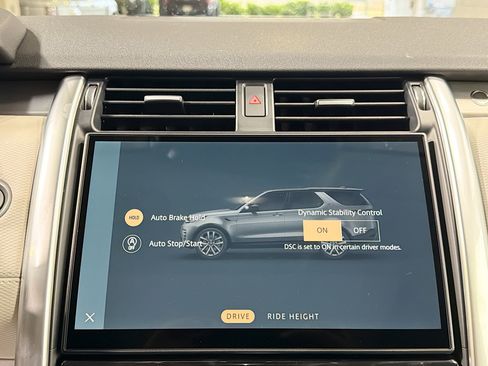 New 2026 Land Rover Discovery Limited Edition image 29