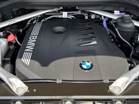 Used 2026 BMW X5 xDrive40i image 13