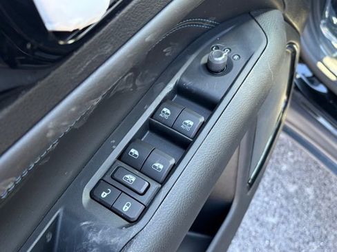 New 2026 Jeep Compass Latitude image 12