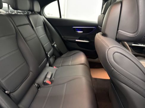 Used 2025 Mercedes-Benz C 300 Sedan image 27