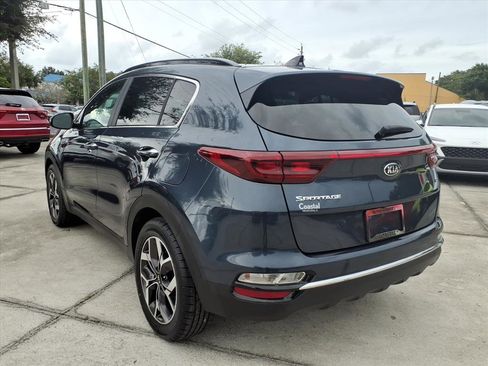 Used 2022 Kia Sportage EX image 5