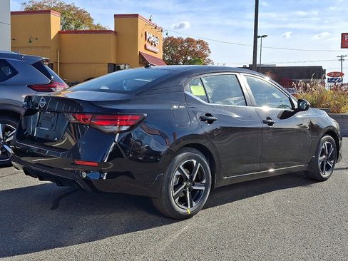 New 2025 Nissan Sentra SV w/ All-Weather Package image 4