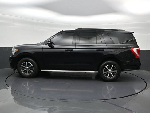 Used 2020 Ford Expedition XLT w/ Equipment Group 201A RWD image 2