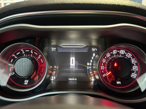 Used 2016 Dodge Challenger R/T Scat Pack w/ Leather Interior Group image 16