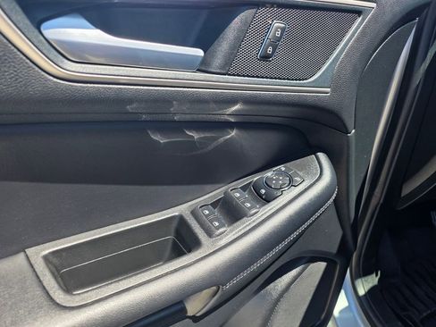 Used 2024 Ford Edge SEL AWD/4WD image 10
