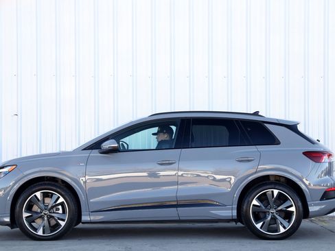 Used 2024 Audi Q4 e-tron Premium Plus w/ Premium Plus image 50