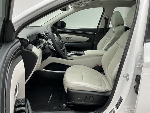 Used 2023 Hyundai Tucson Limited image 17